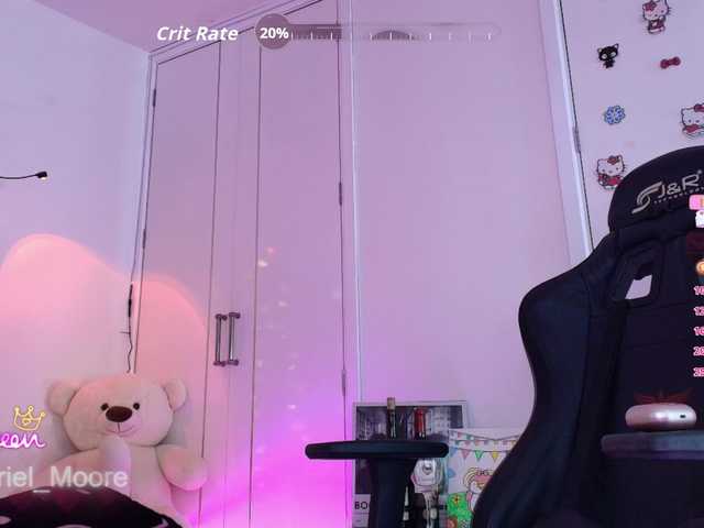ArielMoore live cam on BongaCams