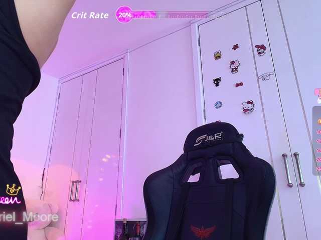 ArielMoore live cam on BongaCams