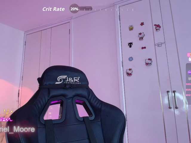 ArielMoore live cam on BongaCams