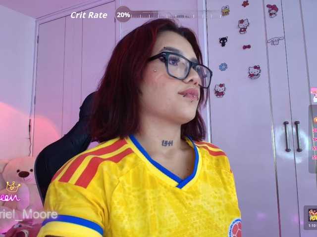 ArielMoore live cam on BongaCams