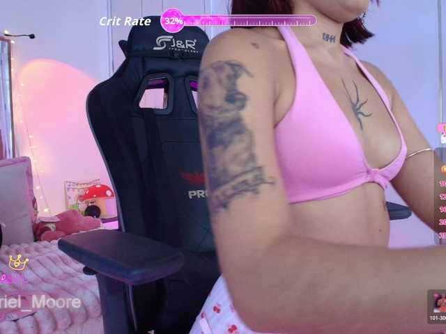 ArielMoore live cam on BongaCams