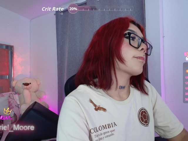 ArielMoore live cam on BongaCams