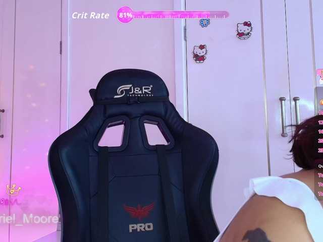 ArielMoore live cam on BongaCams