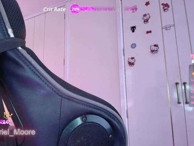 ArielMoore live cam on BongaCams