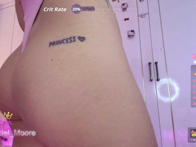 ArielMoore live cam on BongaCams
