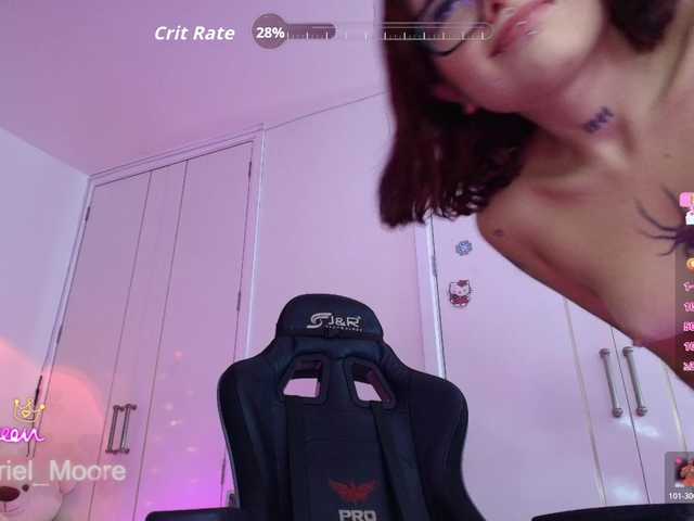 ArielMoore live cam on BongaCams