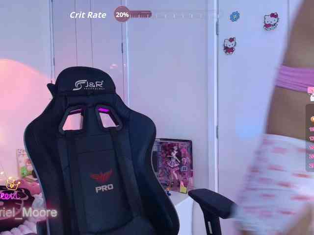 ArielMoore webcam