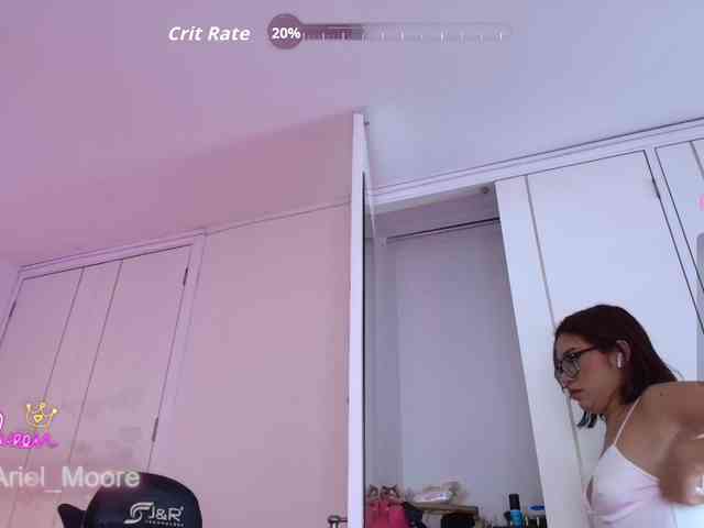 ArielMoore webcam