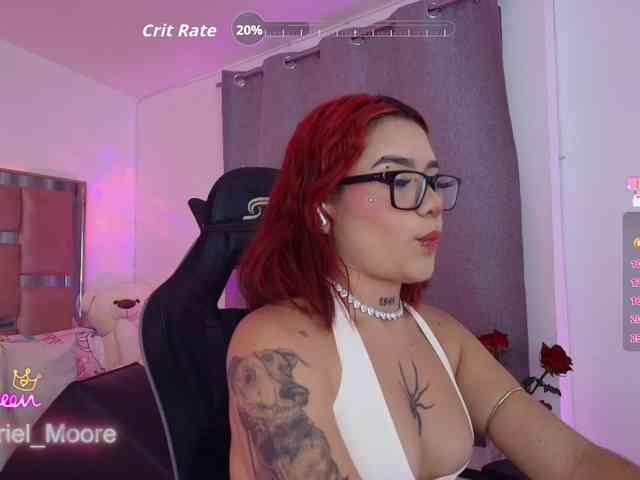 ArielMoore webcam
