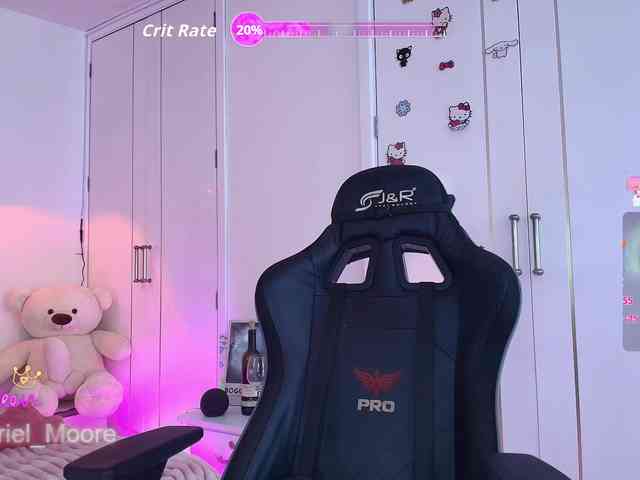 ArielMoore webcam