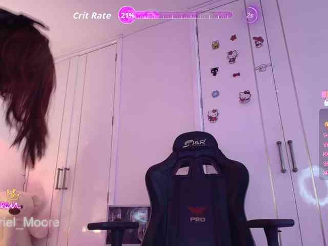 ArielMoore webcam