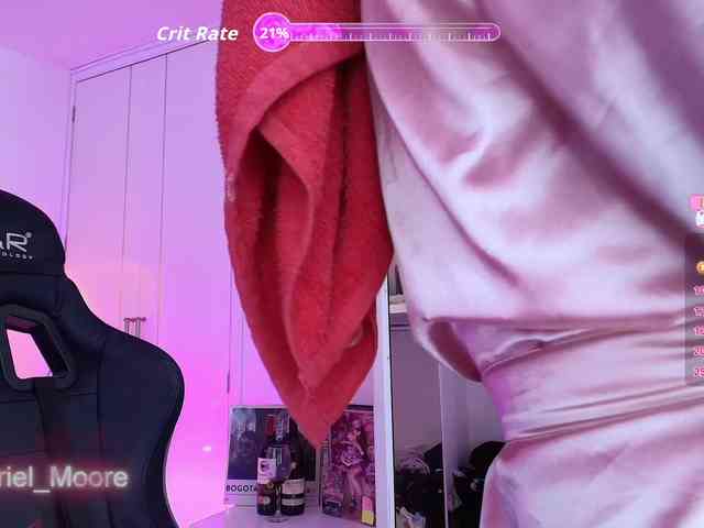 ArielMoore webcam