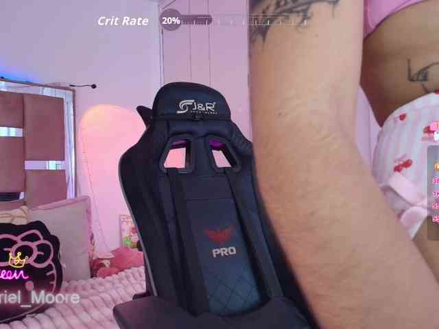 ArielMoore webcam
