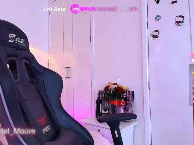 ArielMoore webcam