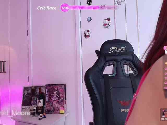 ArielMoore webcam