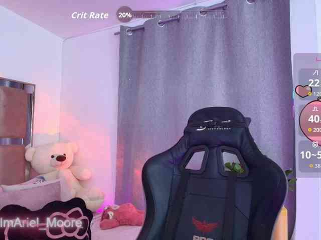 ArielMoore webcam