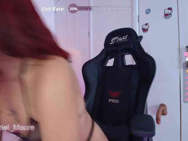 ArielMoore webcam