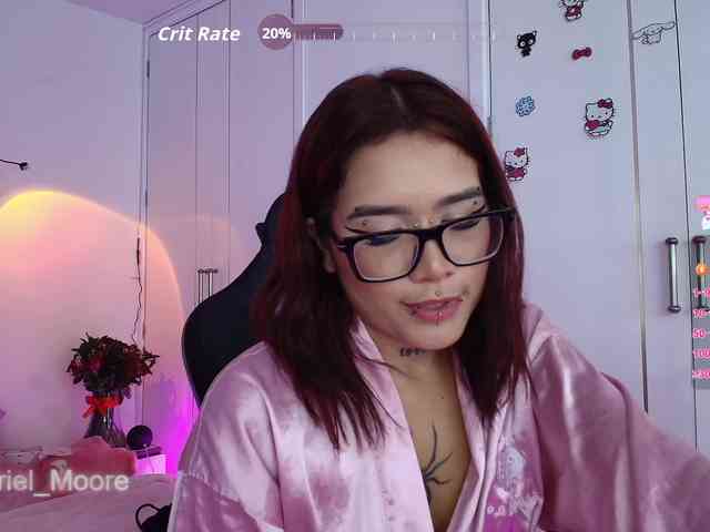 ArielMoore webcam