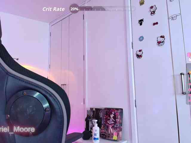 ArielMoore webcam