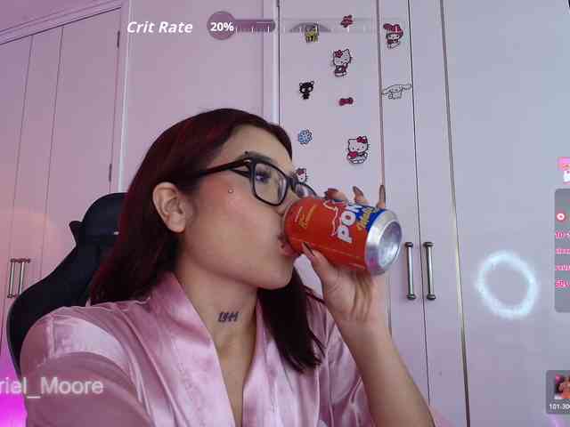 ArielMoore webcam