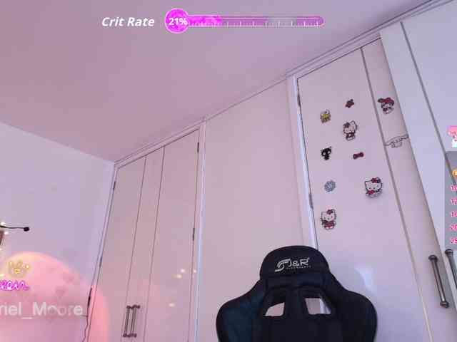 ArielMoore webcam