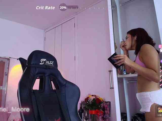 ArielMoore webcam