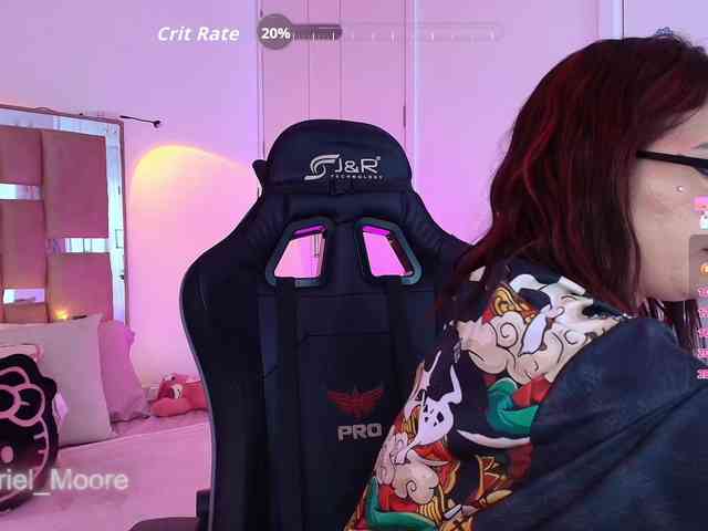 ArielMoore webcam