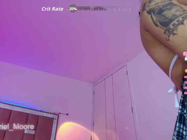 ArielMoore webcam