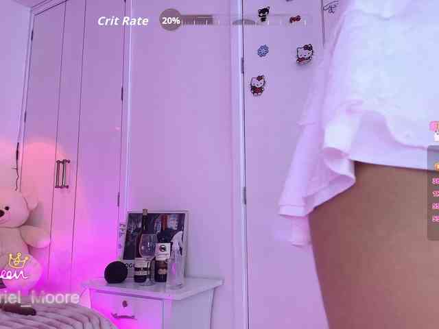 ArielMoore webcam
