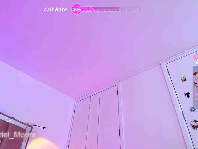ArielMoore webcam