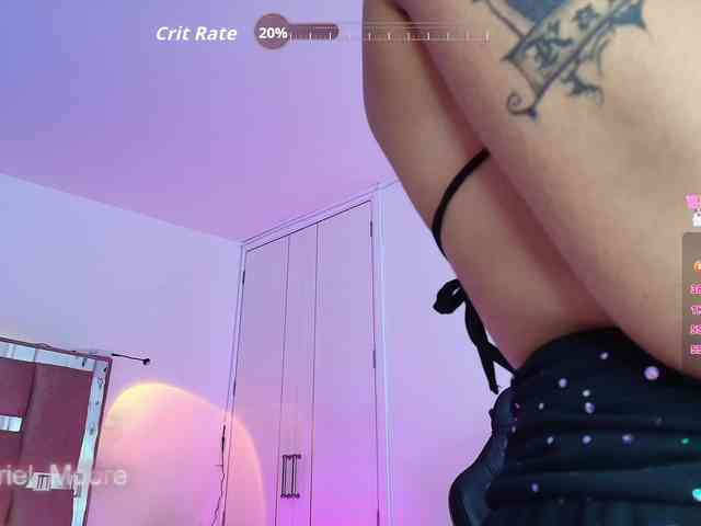 ArielMoore webcam