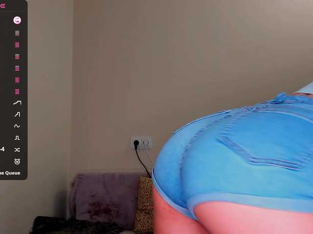 Kimmber live cam on BongaCams