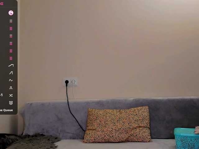 Kimmber's BongaCams show and profile