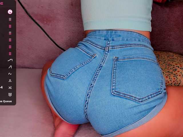 Kimmber live cam on BongaCams