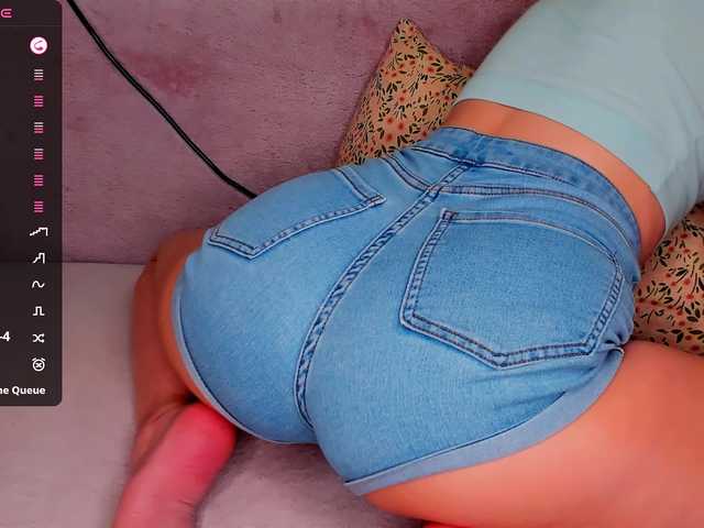 Kimmber live cam on BongaCams