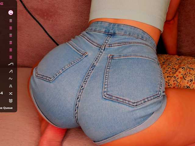 Kimmber live cam on BongaCams