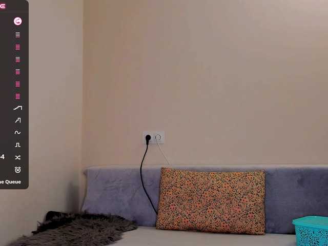 le modèle Kimmber est en webcam porno dans un show sur le site bongacams, il possède les tags suivants: White/Caucasian,Redhead,Shaved
