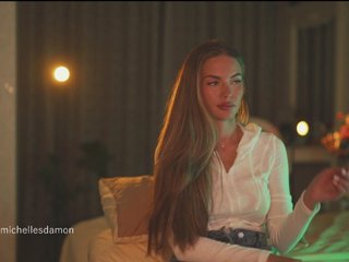 Astriad Porn Show