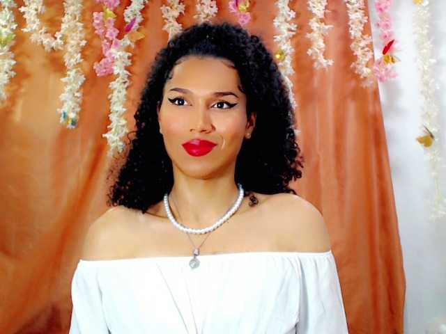 yennycuteh live webcam show