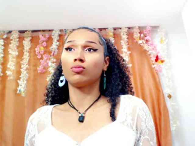 yennycuteh Live Webcam on BongaCams