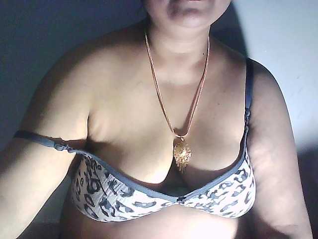 sexycharu live cam