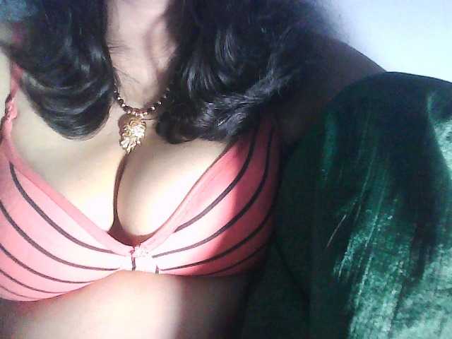 sexycharu live cam on BongaCams