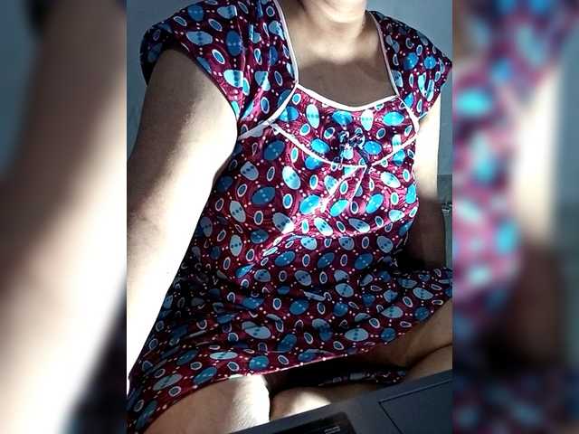 sexycharu live cam on BongaCams