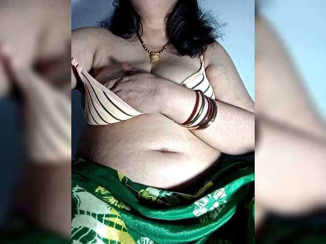 sexycharu live cam on BongaCams