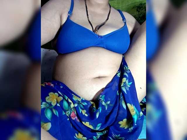 sexycharu live cam on BongaCams