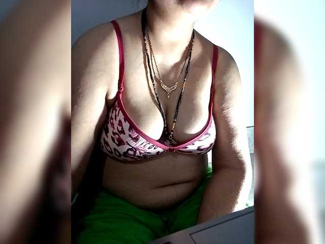 sexycharu live cam