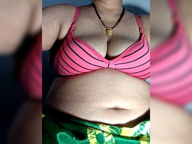 sexycharu live cam on BongaCams