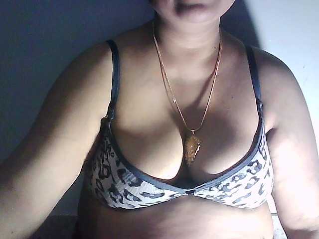 sexycharu live cam