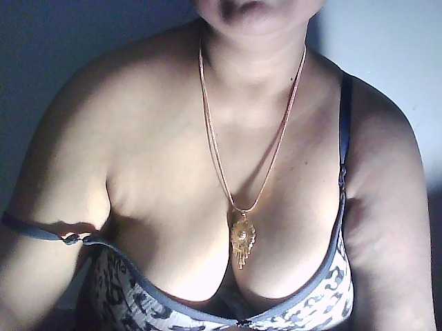 sexycharu live cam