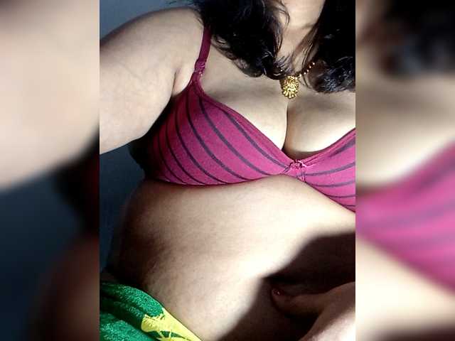 sexycharu live cam on BongaCams
